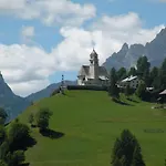 Garni Civetta 3*