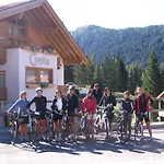 Garni Civetta Otel 3*