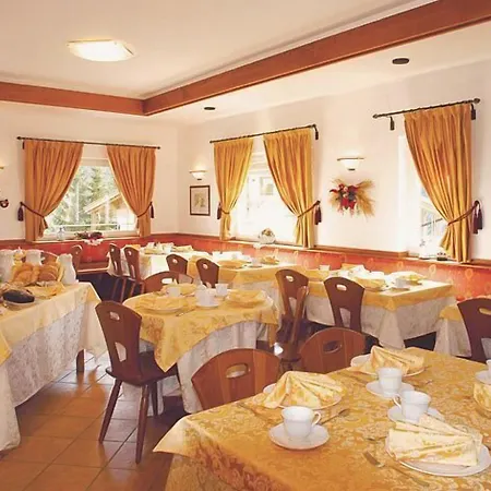 Garni Civetta 3*