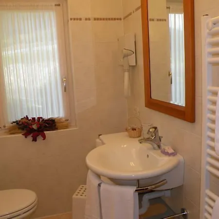 Garni Civetta מלון 3*