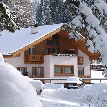 Hotel Garni Civetta 3*